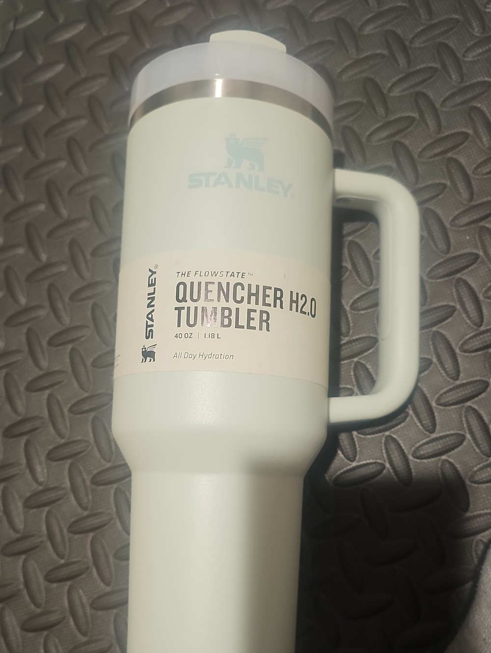 Mint Green 40 Oz Stanley Cup With Straw